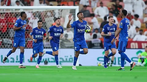 الهلال يفوز على نيوم ويؤجل حسم لقب “دوري روشن” للجولة الأخيرة