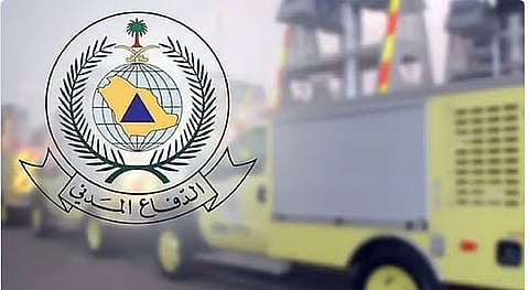 الدفاع المدني بالقصيم يخمد حريقًا في محول كهربائي بحي رواق دون إصابات