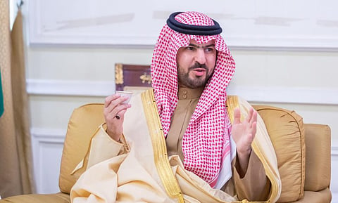 نائب أمير الشرقية يتفقد مطار الملك فهد الدولي لاستقبال ضيوف الرحمن 
